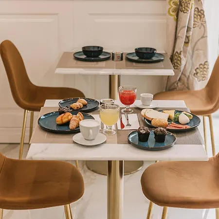 Gentile & Vomero 4* Neapol